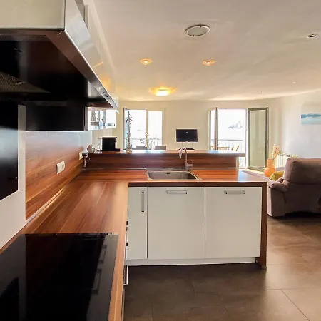 Apartamento Exclusivo En Primera Linea De Mar *
